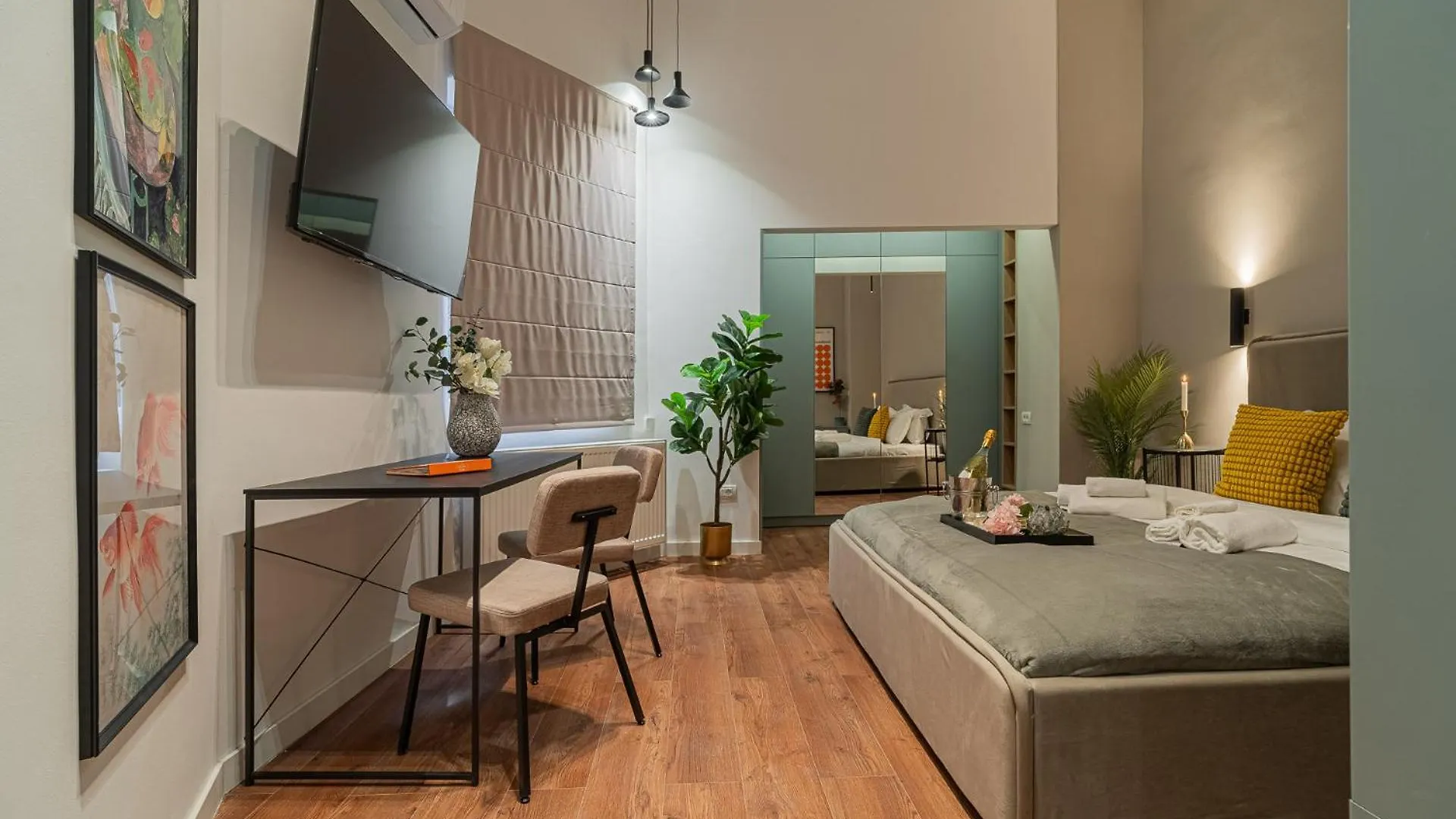 Urban Chic Studios Near Cismigiu & Calea Victoriei Bucharest 0*,